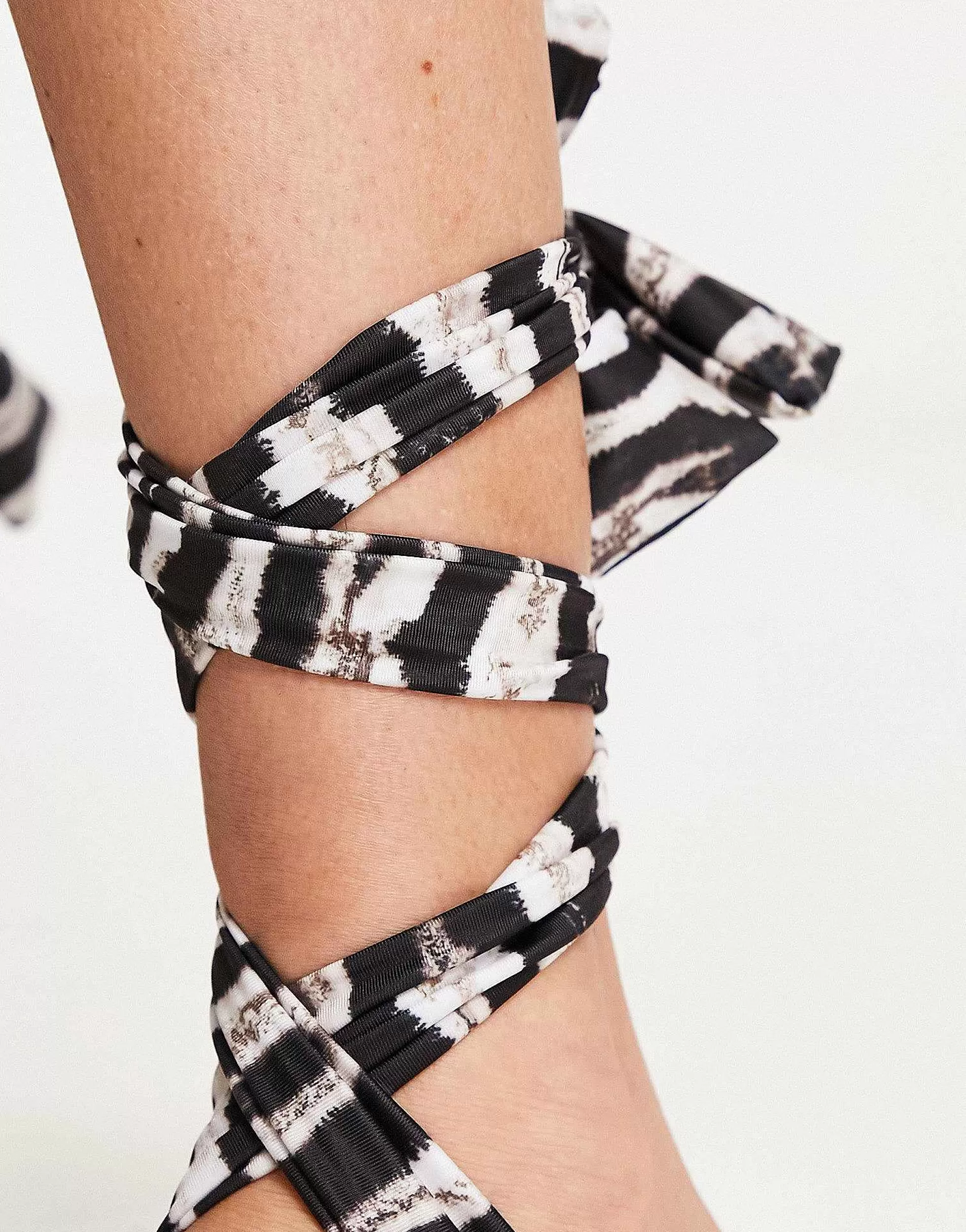 Women South Beach Fabric Tie Around Sandal In
