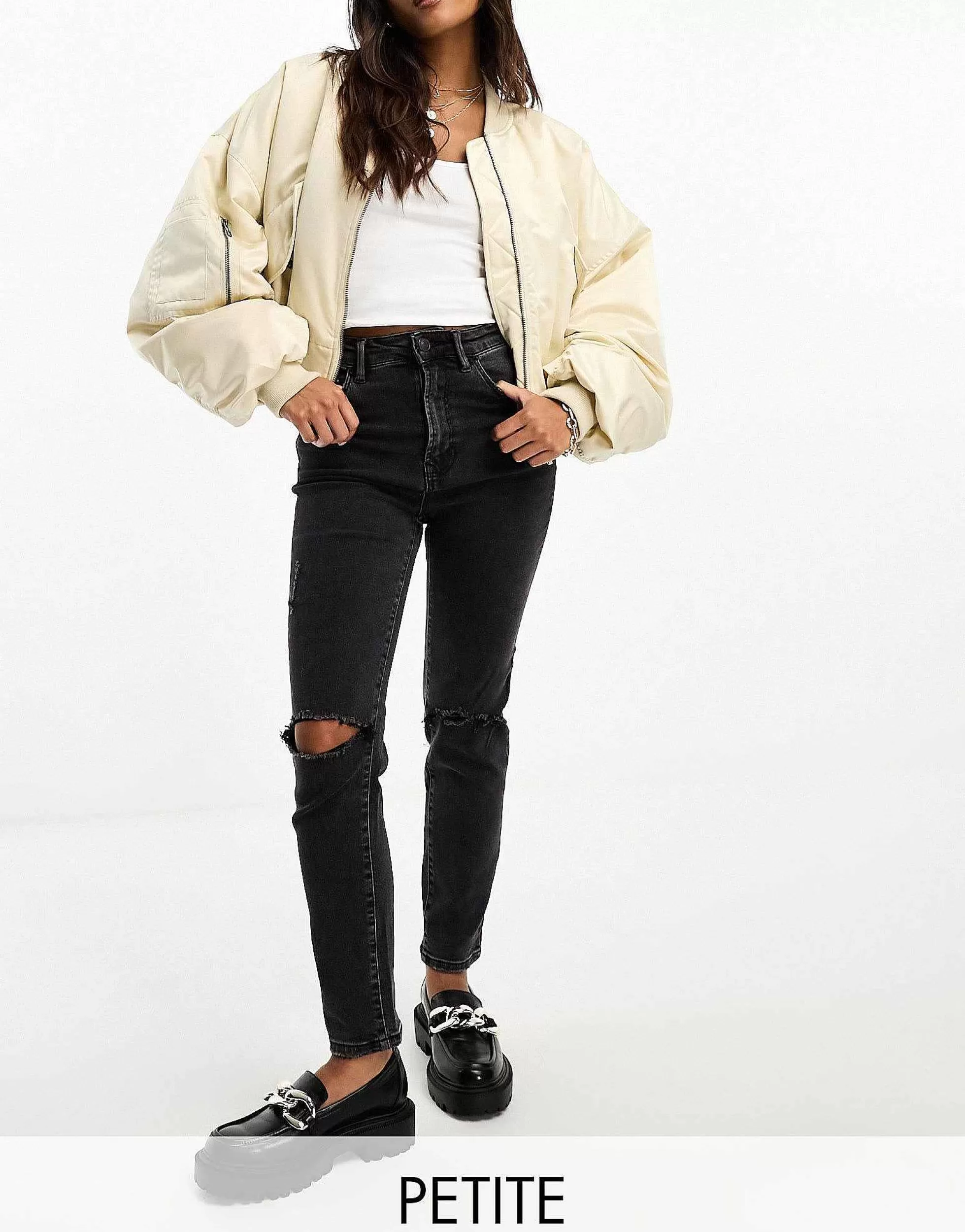 Women Stradivarius Petite Slim Mom Jean With Stretch And Rip In Washed