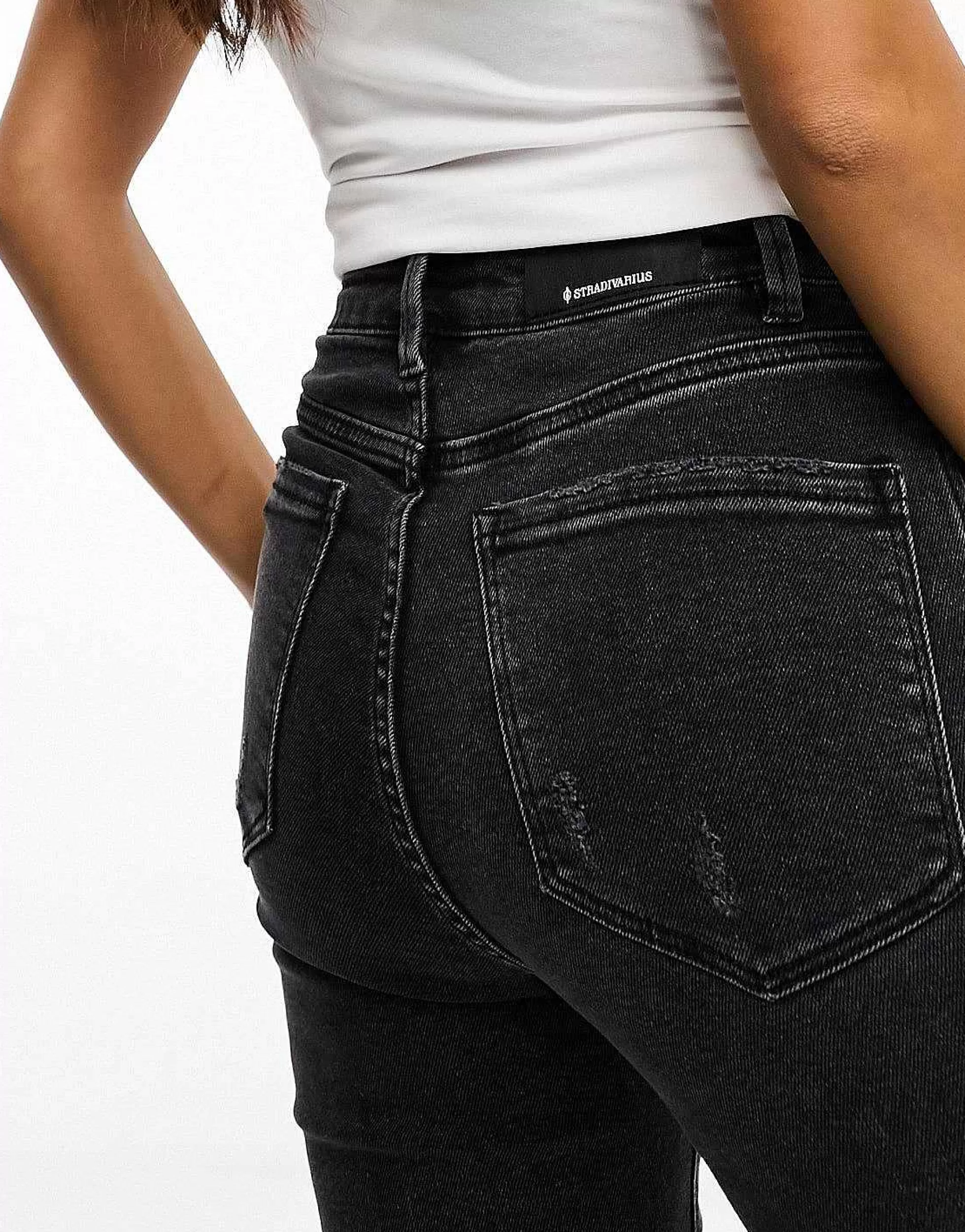 Women Stradivarius Petite Slim Mom Jean With Stretch And Rip In Washed