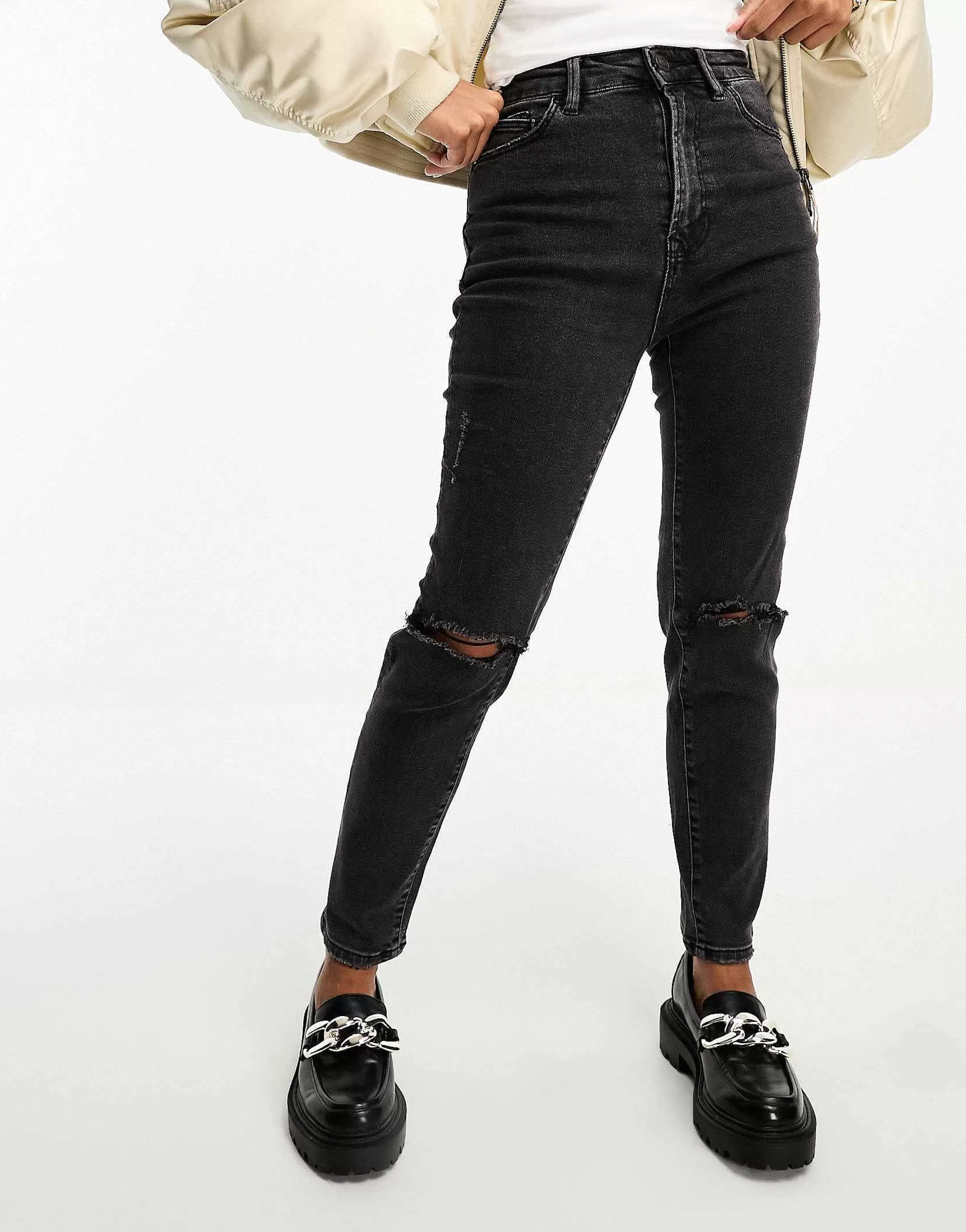 Women Stradivarius Petite Slim Mom Jean With Stretch And Rip In Washed