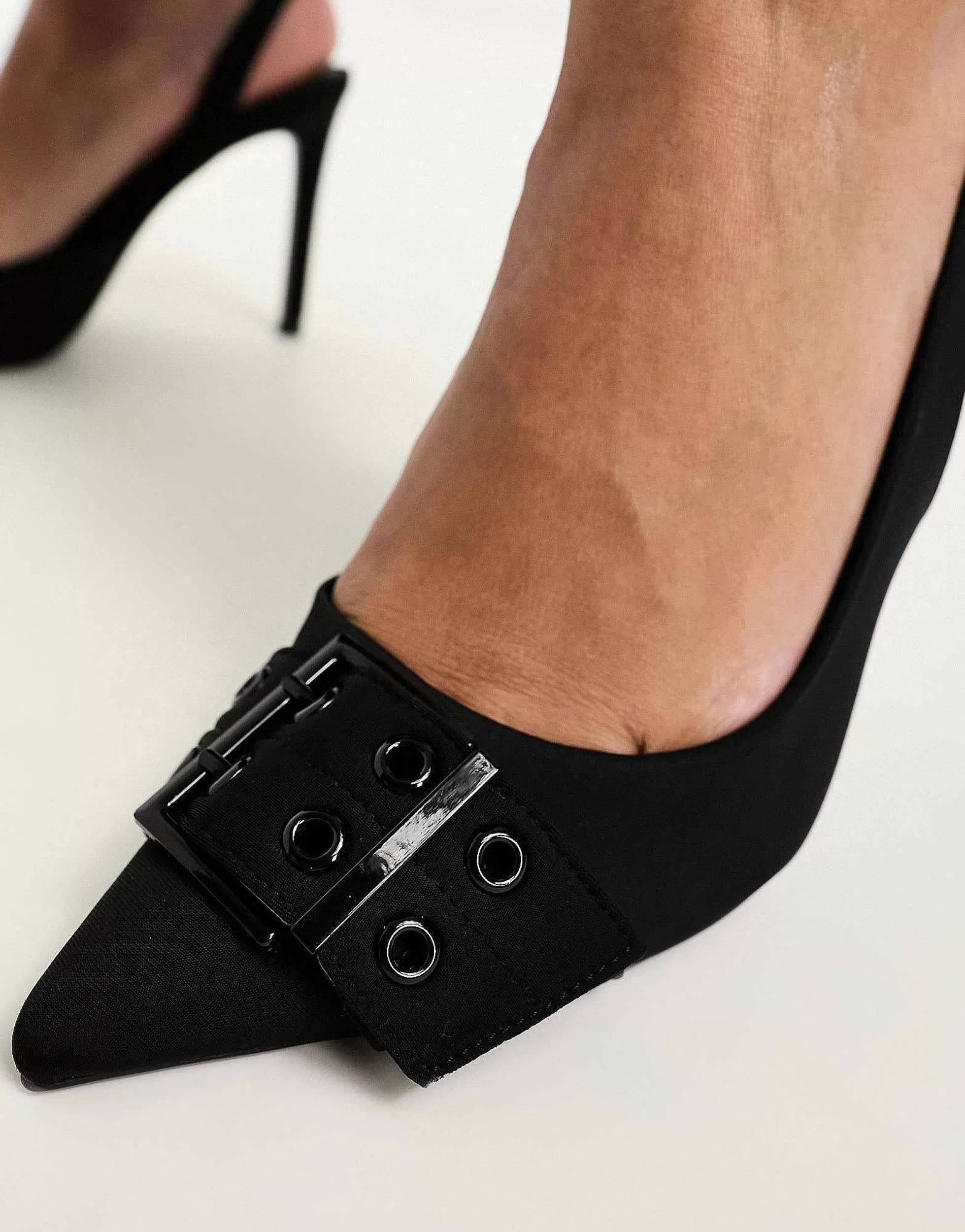 Women Stradivarius Pointed Toe Buckle Detail Sling Kitten Heel In