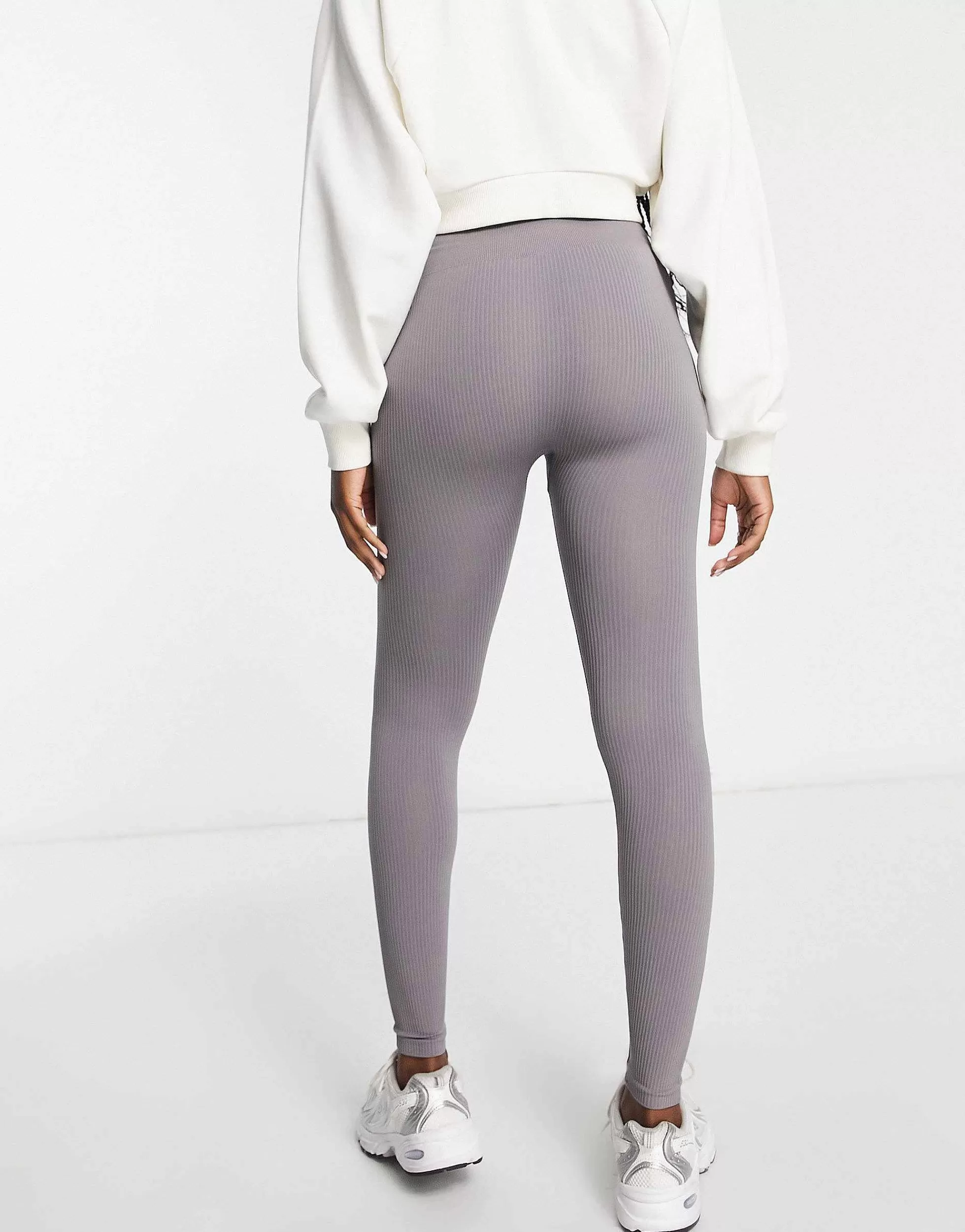 Women Stradivarius Seamless Ribbed Leggings In Charcoal