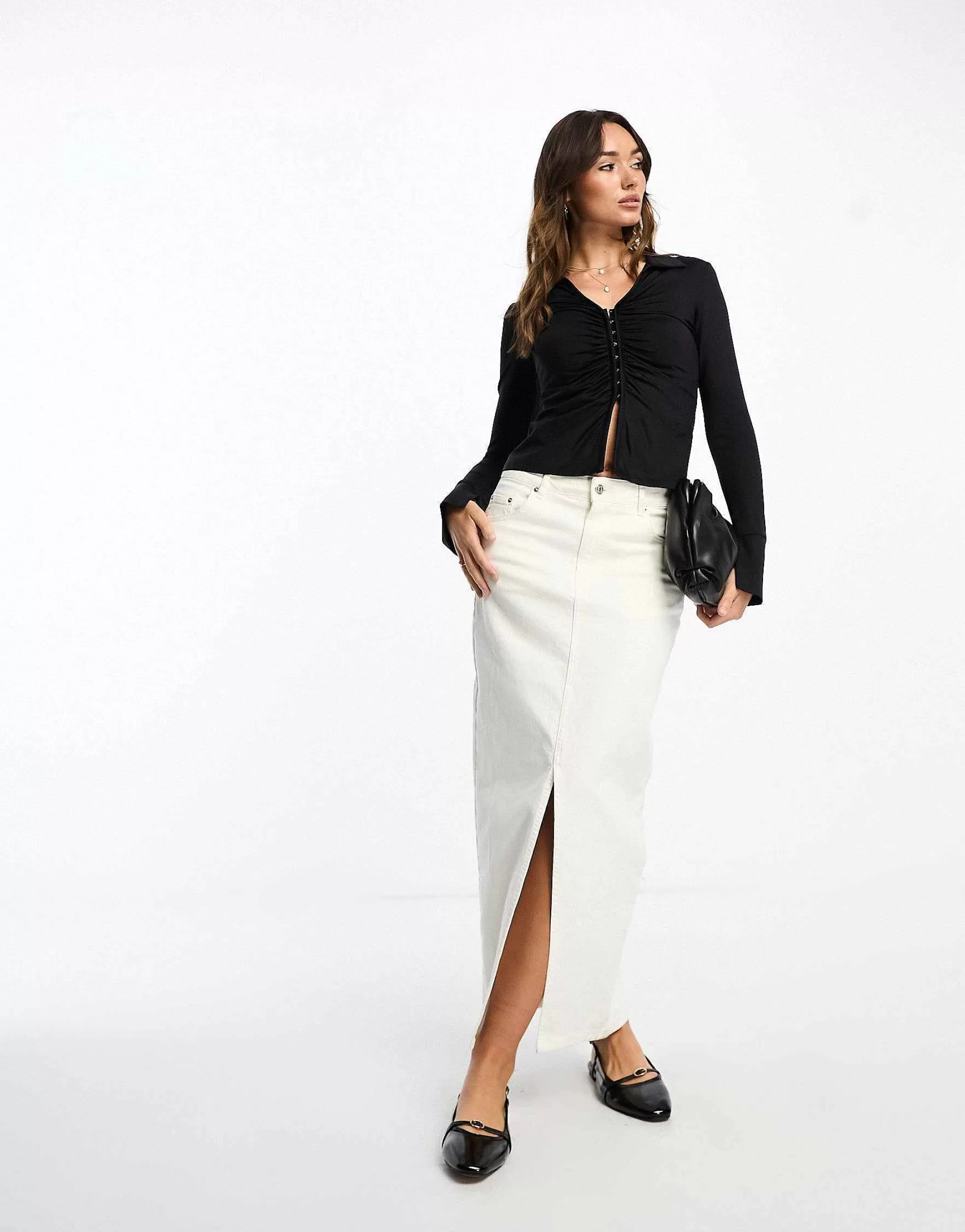 Women Stradivarius Slim Fit Hook And Eye Shirt In