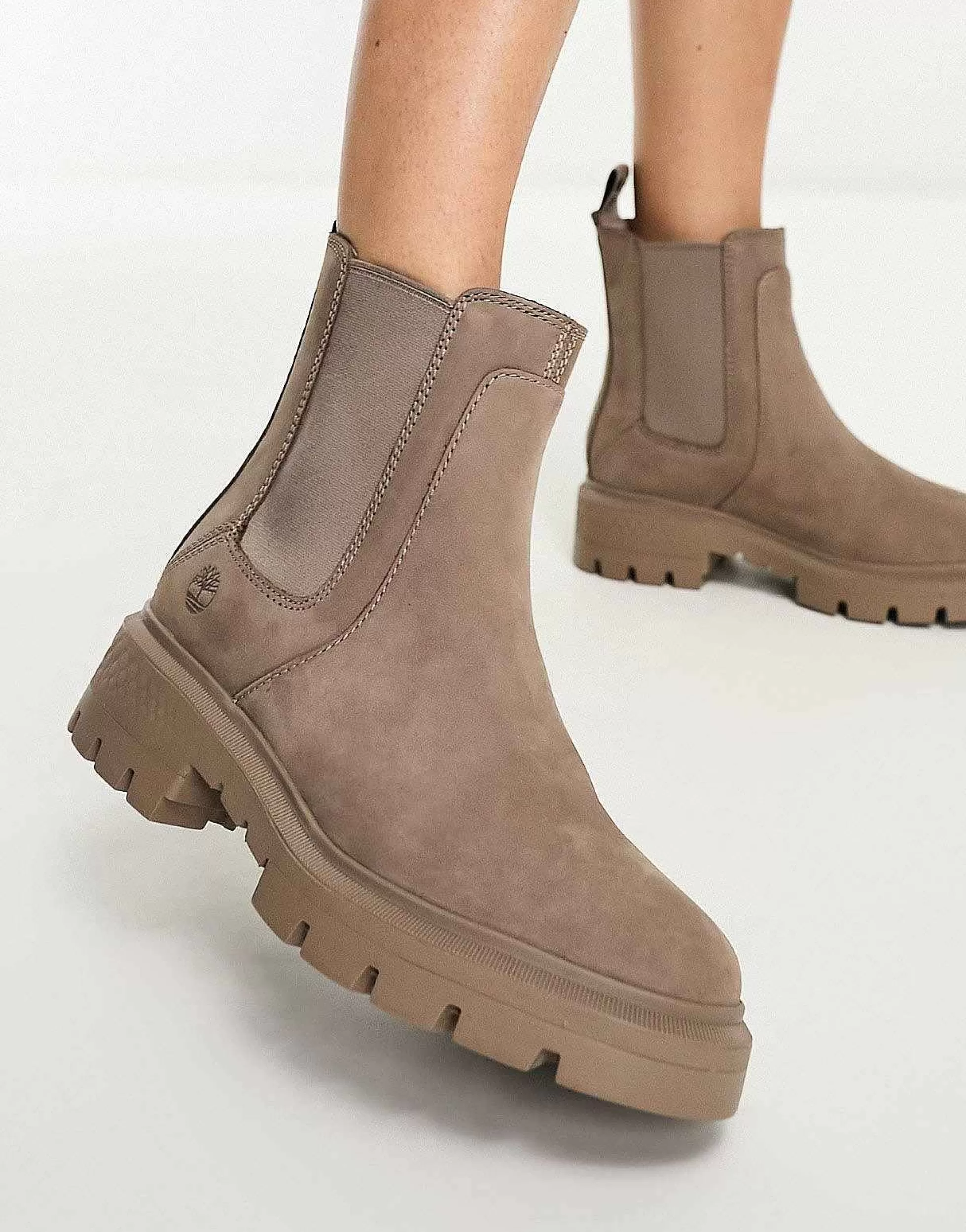 Women Timberland Cortina Valley Chelsea Boots In Leather