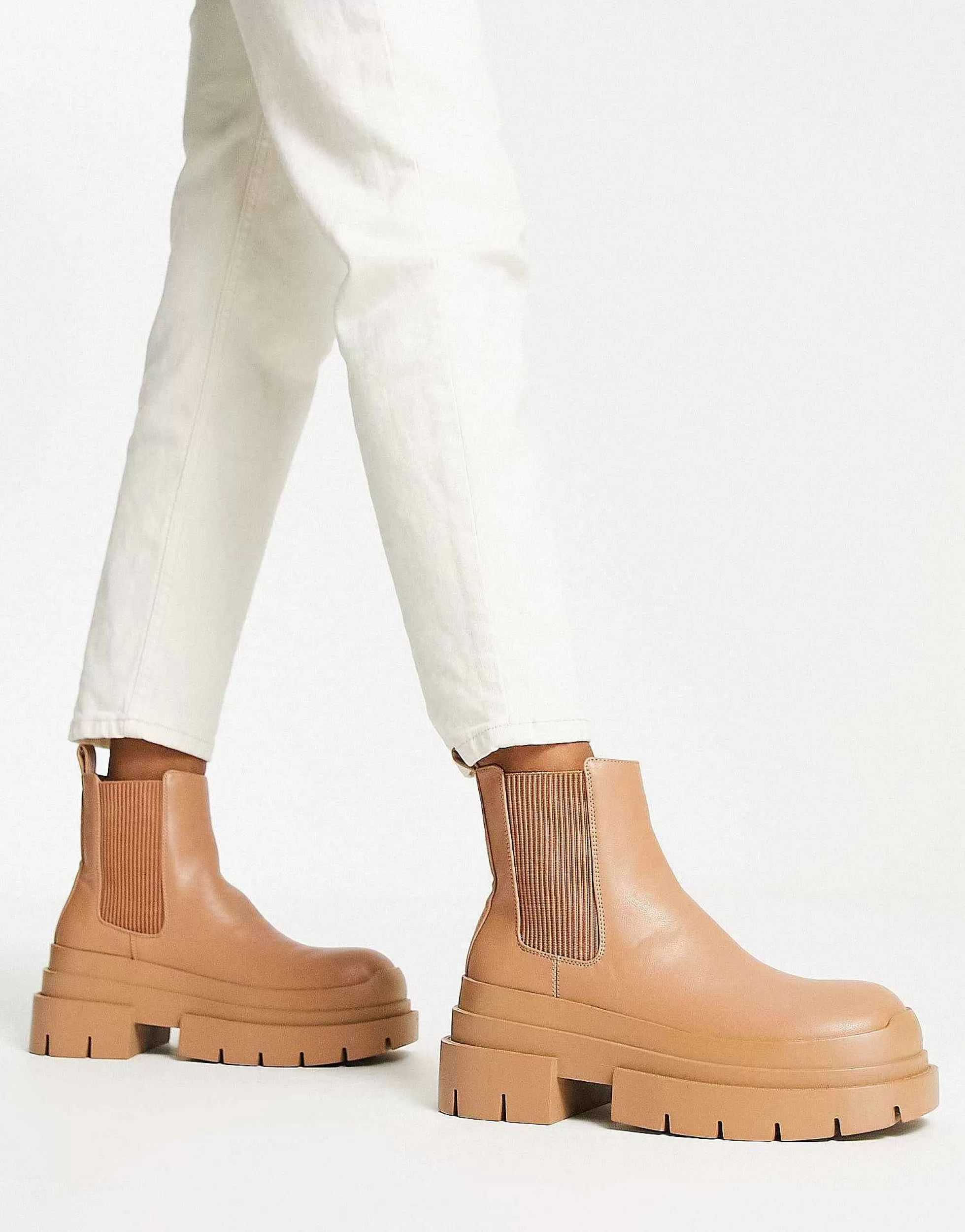 Women Topshop Brody Chunky Chelsea Boot In