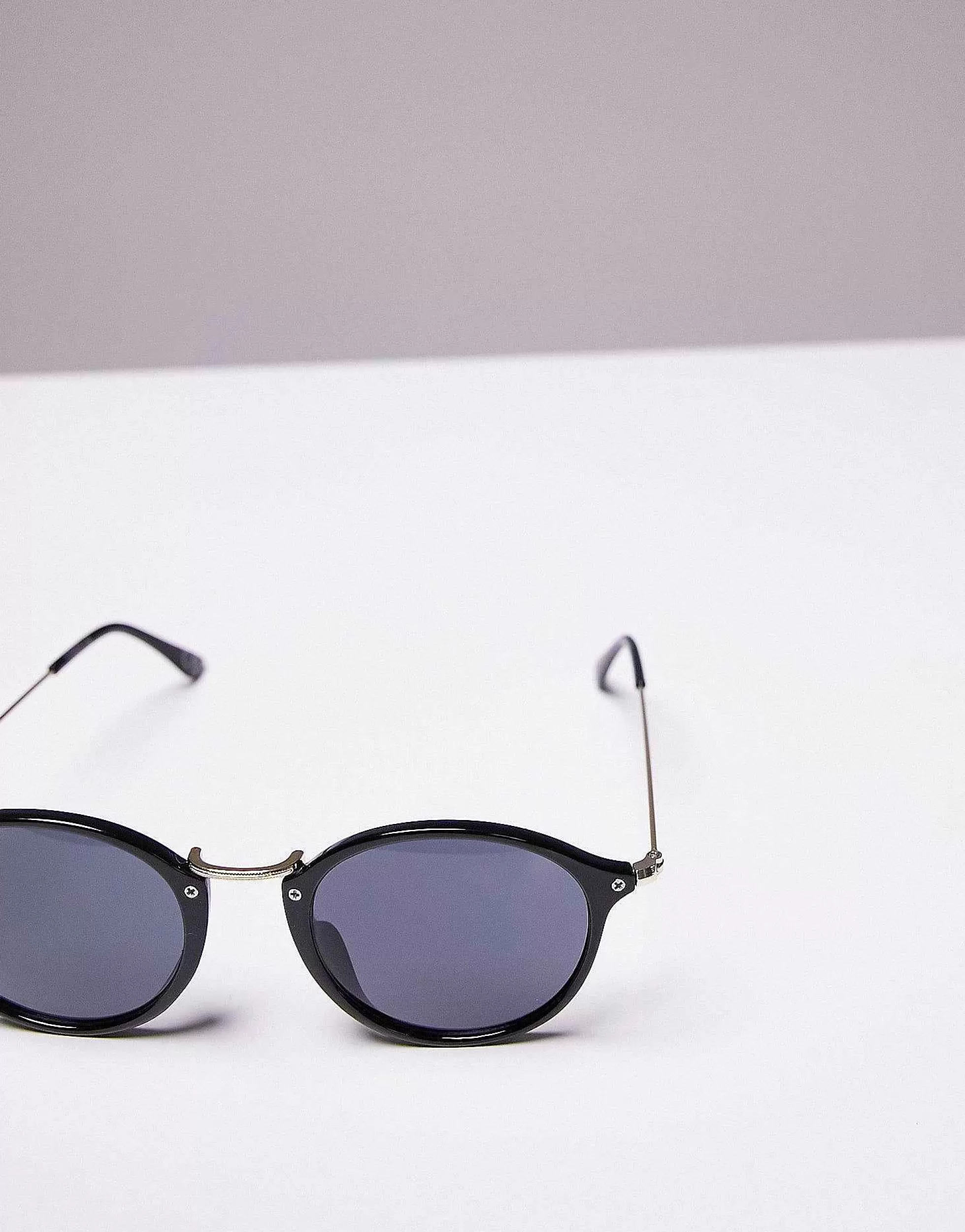 Women Topshop Plastic Round Sunglasses In