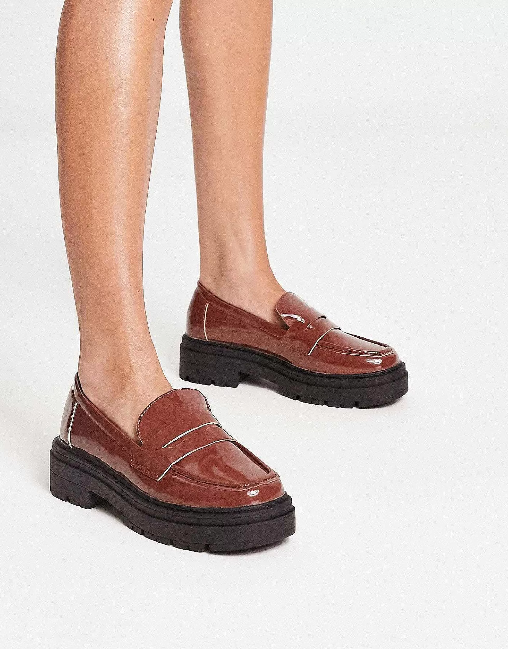 Women Truffle Collection Chunky Loafers In Choc