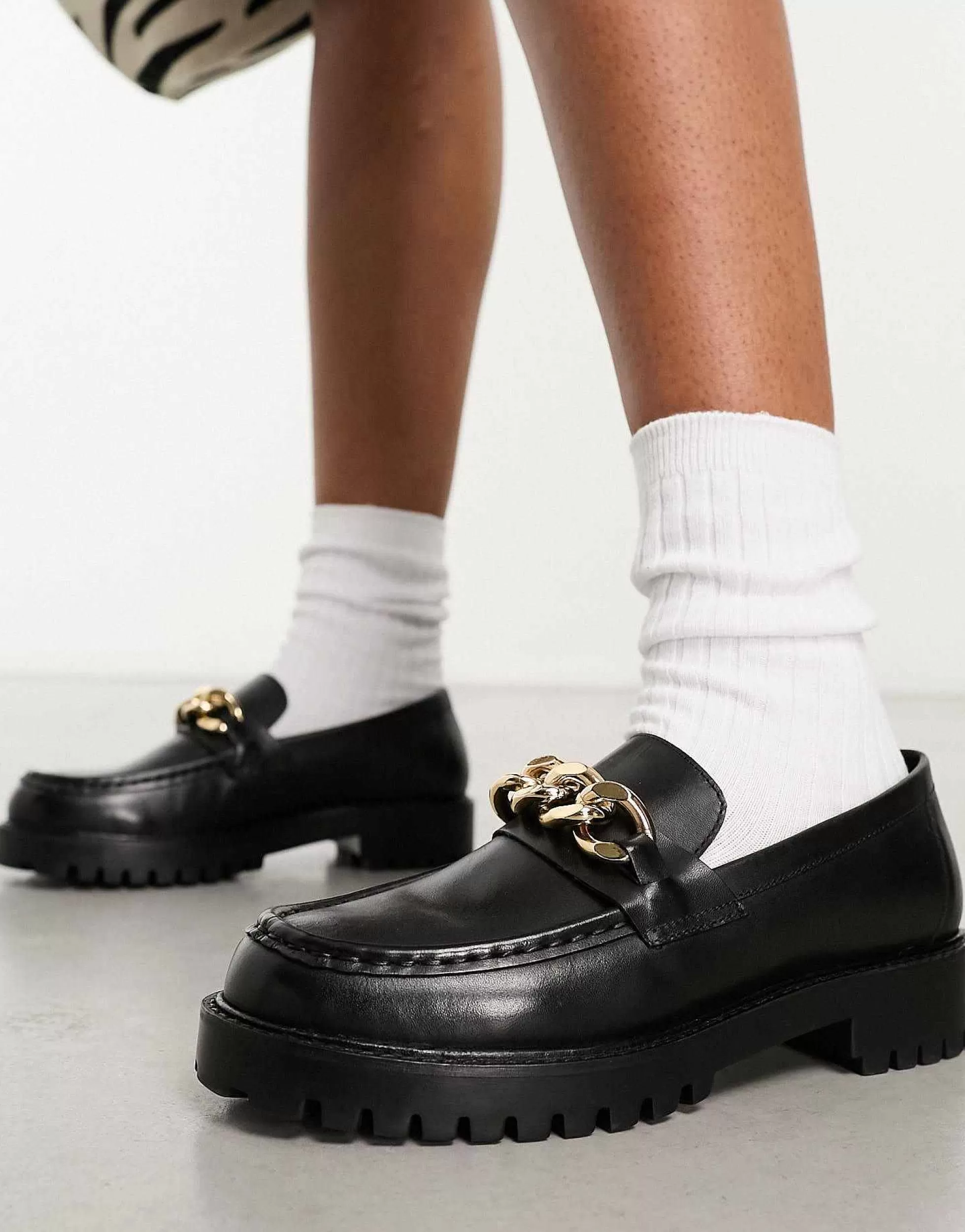 Women WALK LONDON Clara Chain Loafers In Leather